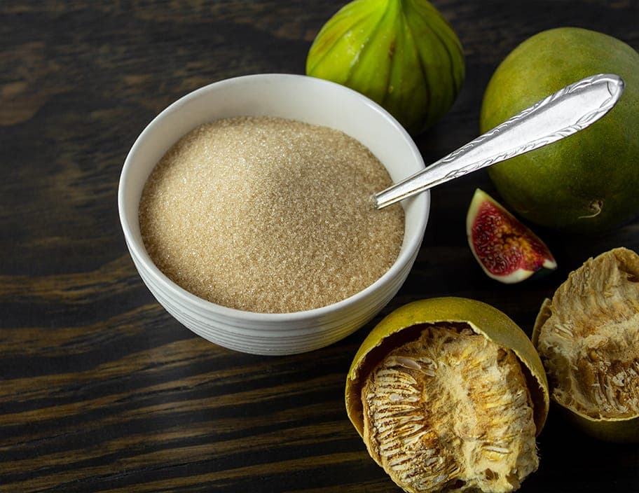 Allulose & Mönchsfrucht-ExtraktUnsere Süßungsmischung liefert eine helle, reine Süße ohne Nachgeschmack oder Blutzuckerspitzen und lässt die fruchtigen Aromen auf deinem Gaumen tanzen.